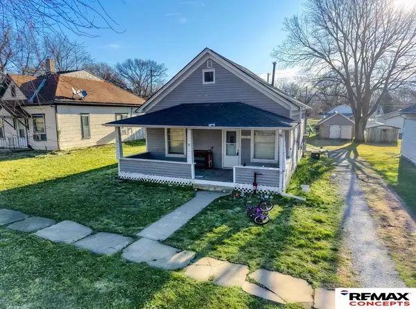 416 N 8th Street, Wymore, NE 68466