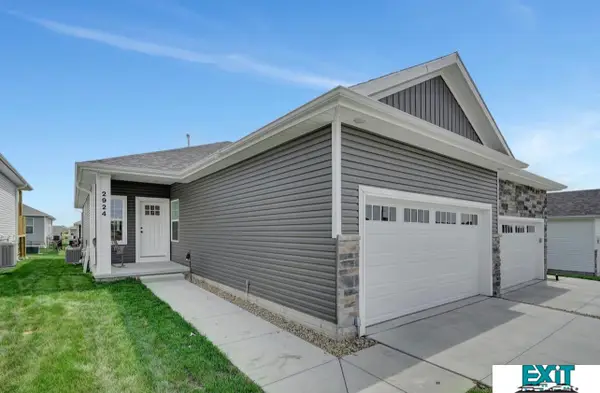 8520 Outlaw Court, Lincoln, NE 68507