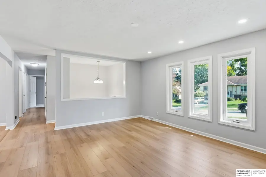 1316 S 162nd Avenue, Omaha, NE 68130 - #2