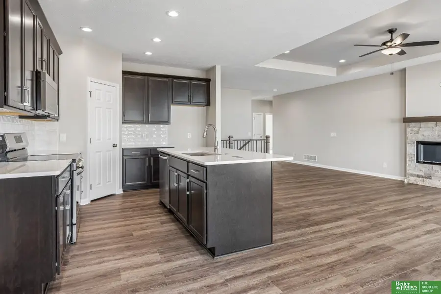 4910 Pinehill Road, Bellevue, NE 68133 - #3