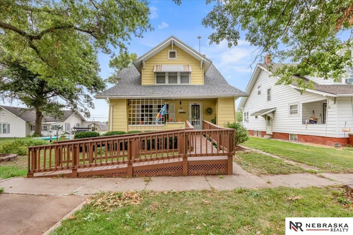 914 15th Street, Auburn, NE 68305 - #1