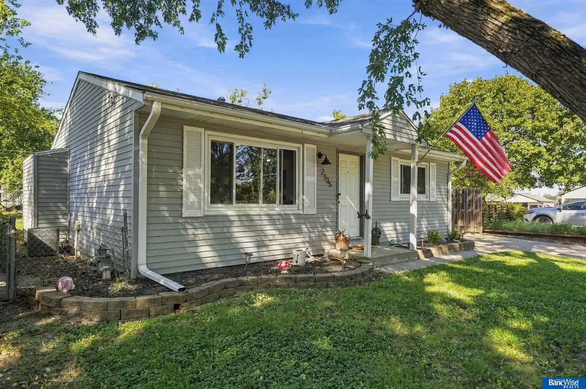 2135 Griffith Street, Lincoln, NE 68503 - #1