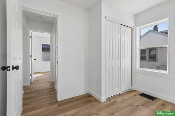 3909 Blondo Street, Omaha, NE 68111