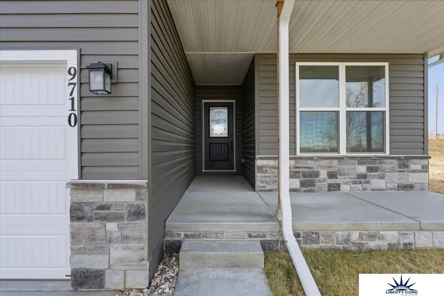 7719 N 95th Avenue, Omaha, NE 68122 - #2