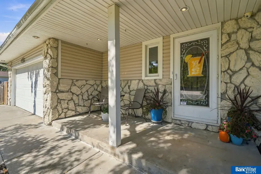 6700 Skylark Circle, Lincoln, NE 68516 - #2