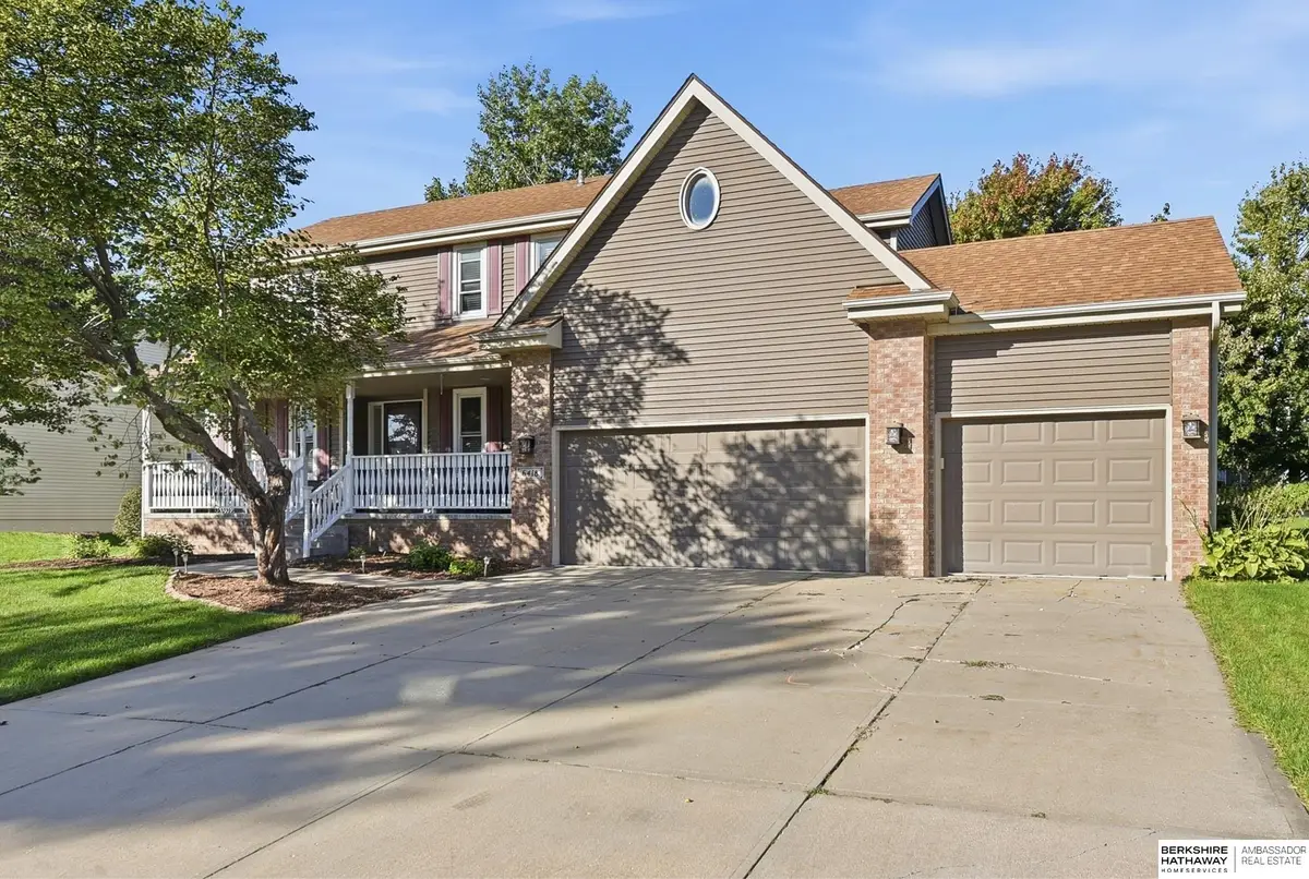 6418 S 161 Avenue, Omaha, NE 68135 - #1