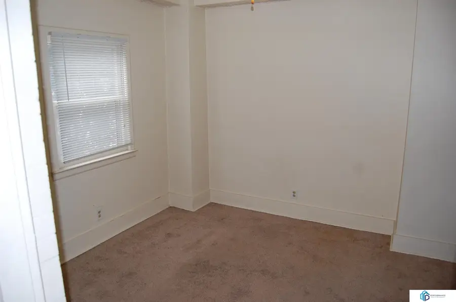 900 S 18th Street, Lincoln, NE 68508 - #2