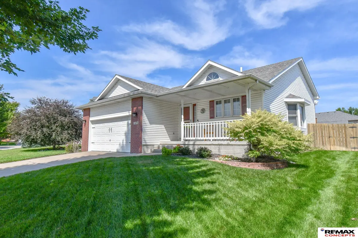 1636 Blackhawk Drive, Lincoln, NE 68521 - #1