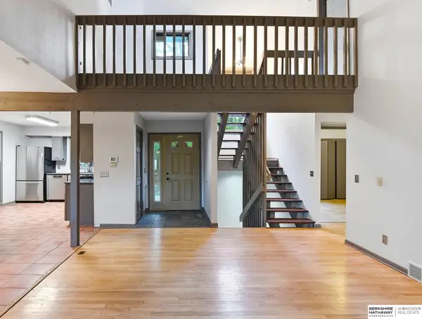 1703 Farrell Drive, Bellevue, NE 68005