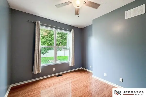 16326 Patrick Avenue, Omaha, NE 68116