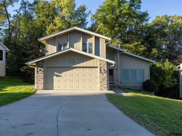 1405 Childs Road E, Bellevue, NE 68005