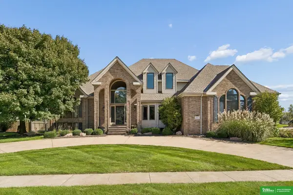 1234 N Bristolwood Drive, Fremont, NE 68025