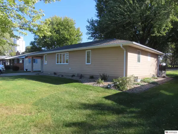 304 S 1st Street, Cedar Bluffs, NE 68015