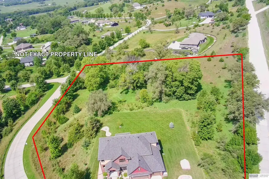 5705 Glen Oaks Drive, Fort Calhoun, NE 68023 - #2