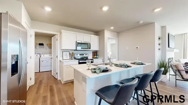 12851 S 64th Avenue, Papillion, NE 68157