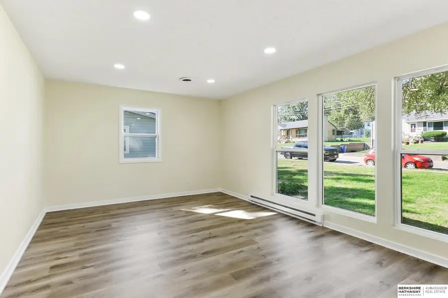 5009 S 82nd Street, Ralston, NE 68127 - #2