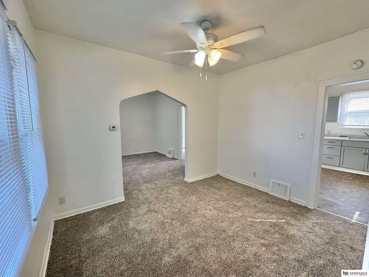 2445 N 33rd Avenue, Omaha, NE 68111 - #1