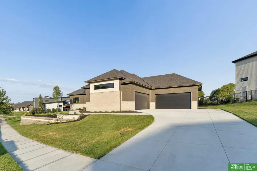 3538 S 210th Avenue, Elkhorn, NE 68022 - #3