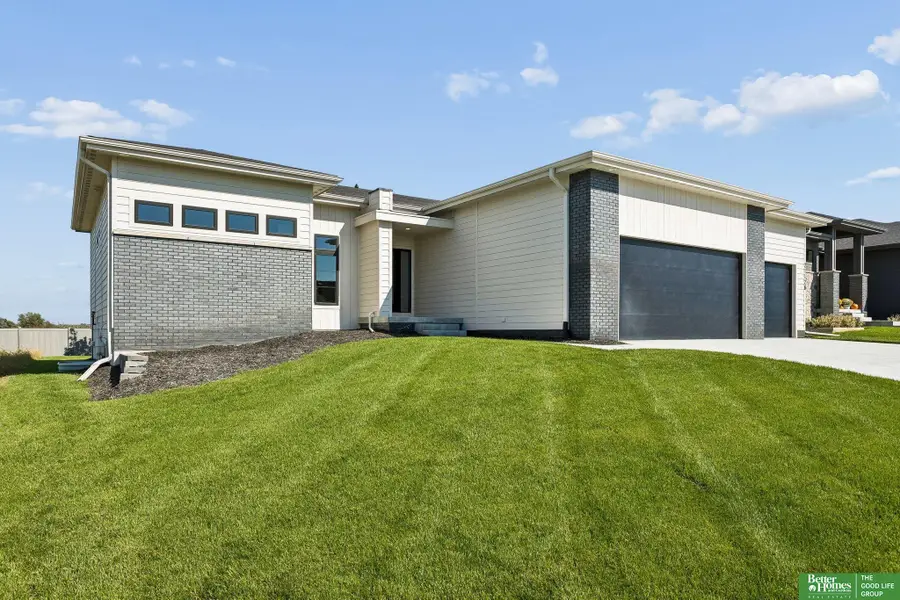 21126 Atwood Avenue, Elkhorn, NE 68022 - #2