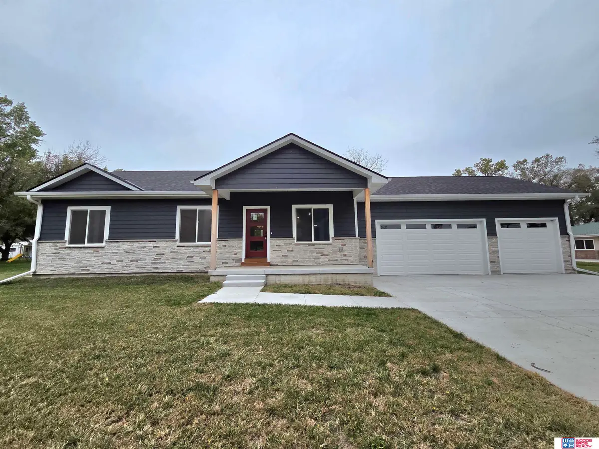 719 N 7th Street, Wymore, NE 68466 - #1