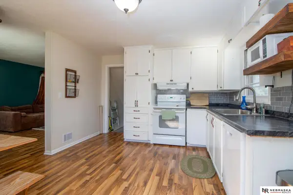4906 Corby Street, Omaha, NE 68104