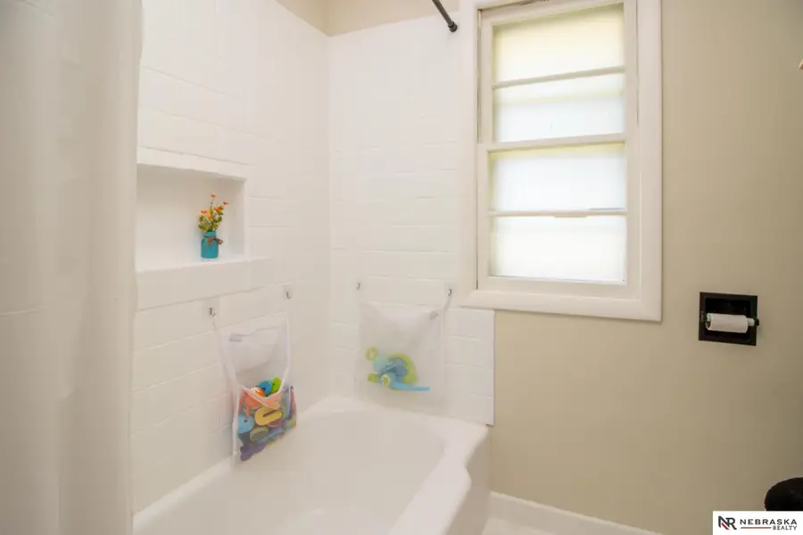 4906 Corby Street, Omaha, NE 68104 - #3