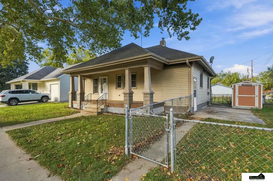 4215 N 63 Street, Lincoln, NE 68507 - #2