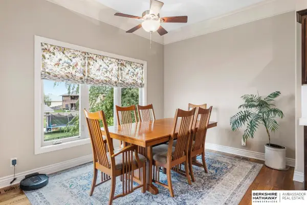 9803 S 68th Street, Papillion, NE 68133