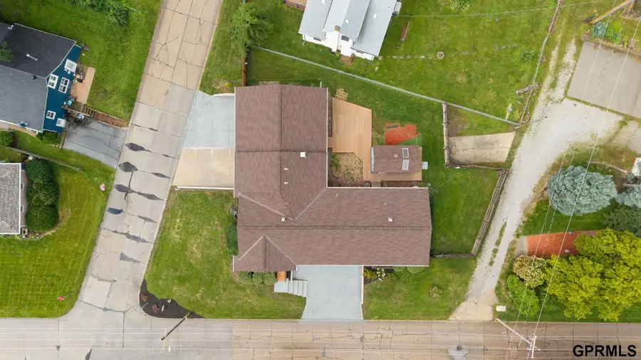 5512 Woodlawn Avenue, Ralston, NE 68127 - #3