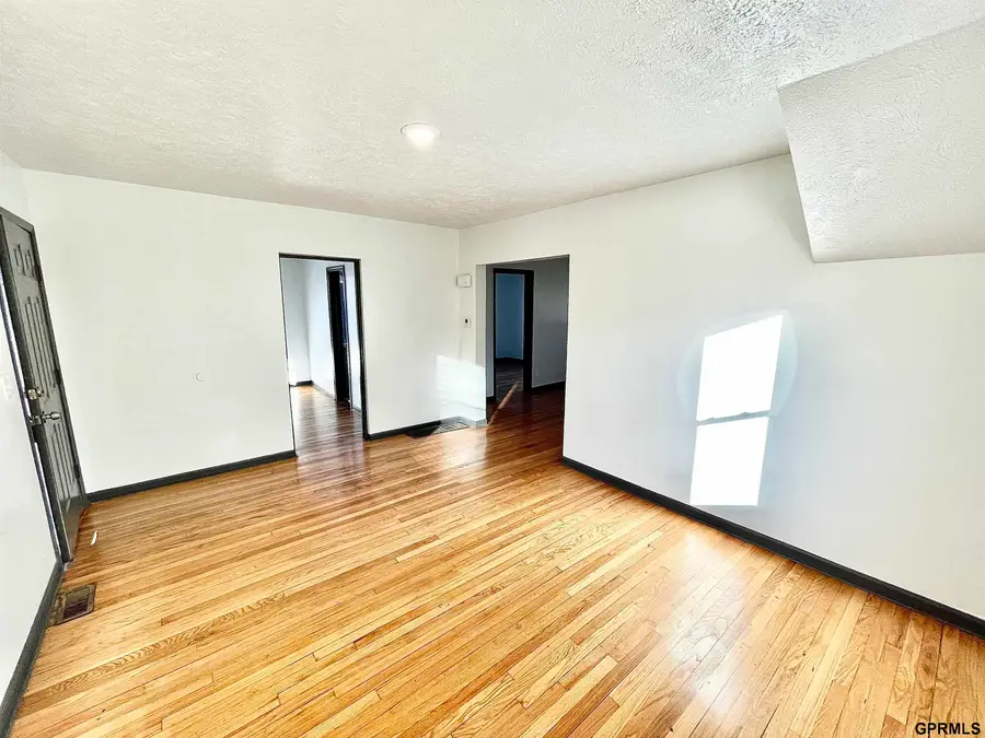 5015 N 38 Street, Omaha, NE 68111 - #2