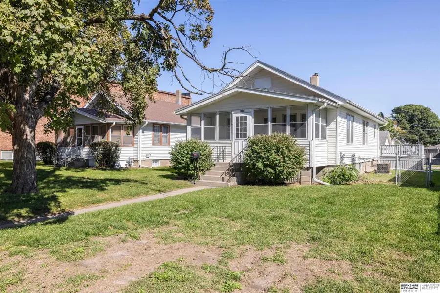 8215 N 30th Street, Omaha, NE 68112 - #3