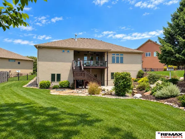 6931 Laurent Circle, Lincoln, NE 68526