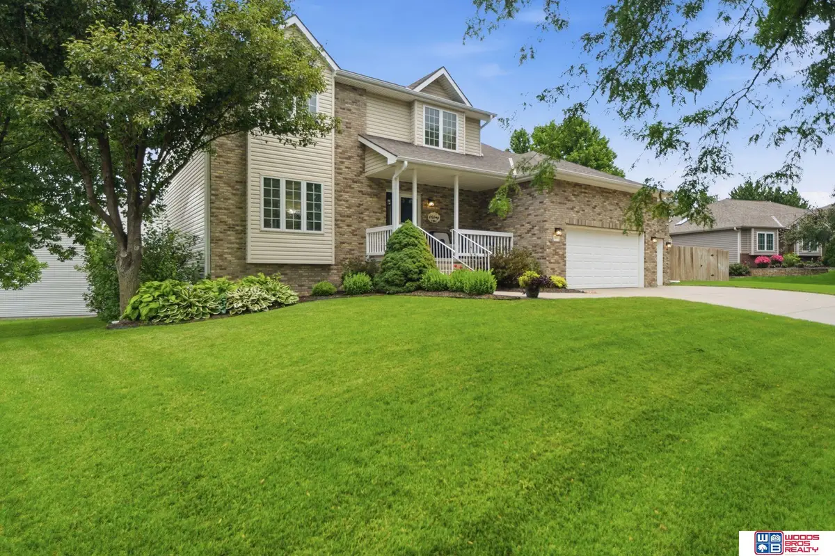 4800 Country Hill Road, Lincoln, NE 68516 - #1
