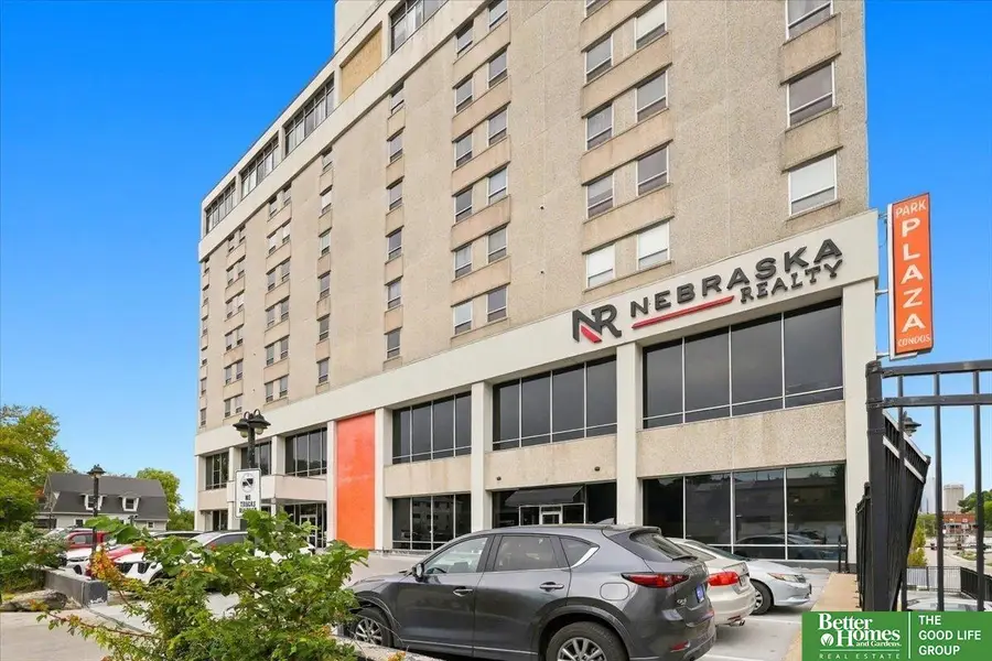 105 N 31 Avenue #302, Omaha, NE 68131 - #2