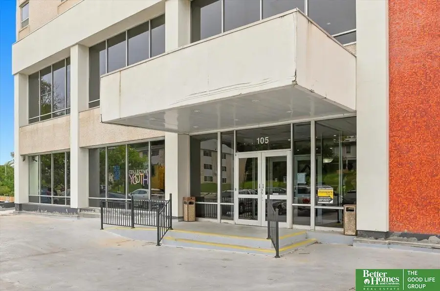 105 N 31 Avenue #302, Omaha, NE 68131 - #3