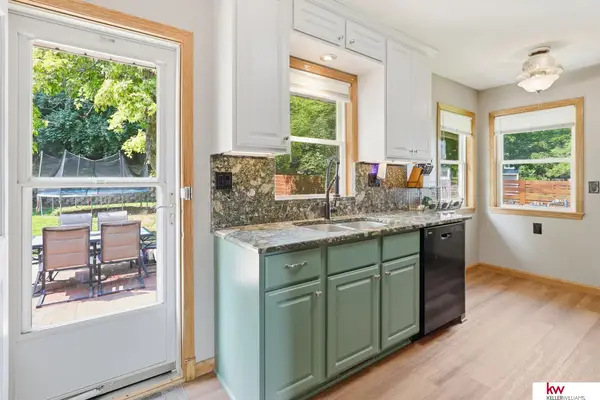 222 Pickardy Lane, Council Bluffs, IA 51503