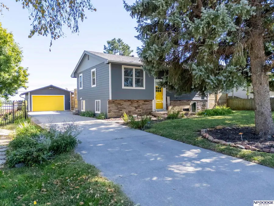 2423 S 123rd Street, Omaha, NE 68144 - #2