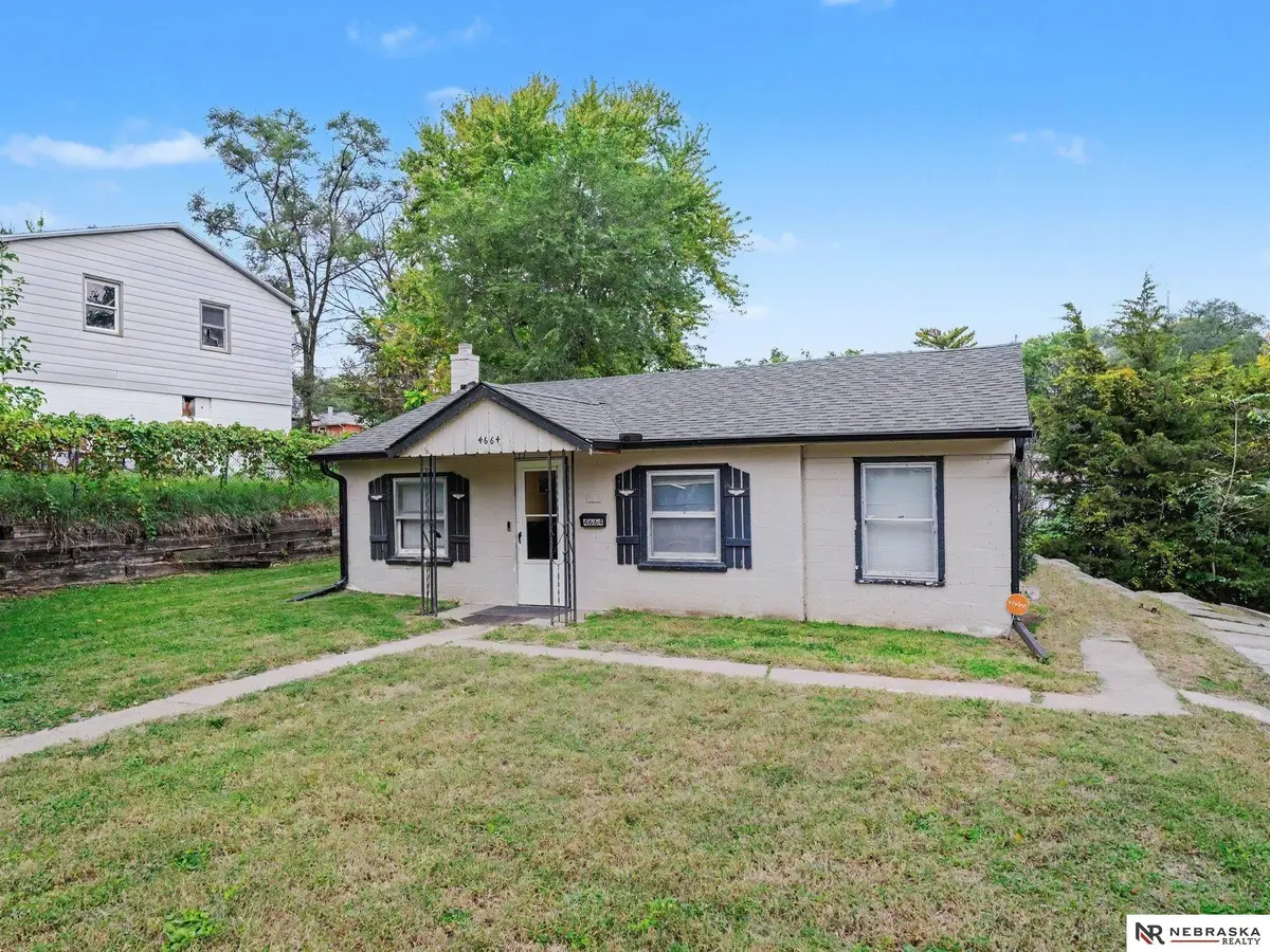 4664-4662 Nebraska Avenue, Omaha, NE 68104 - #1