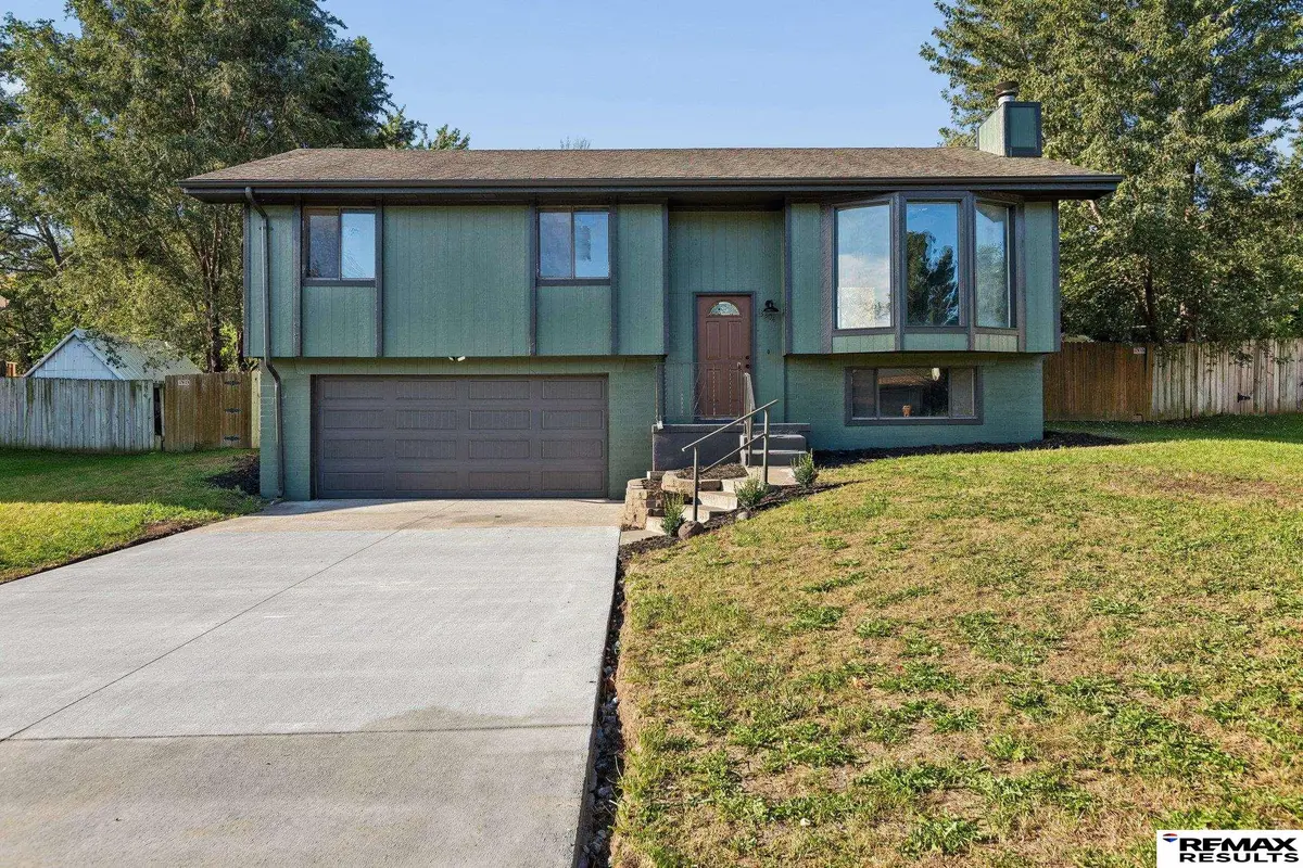 13304 Courtney Drive, Bellevue, NE 68123 - #1