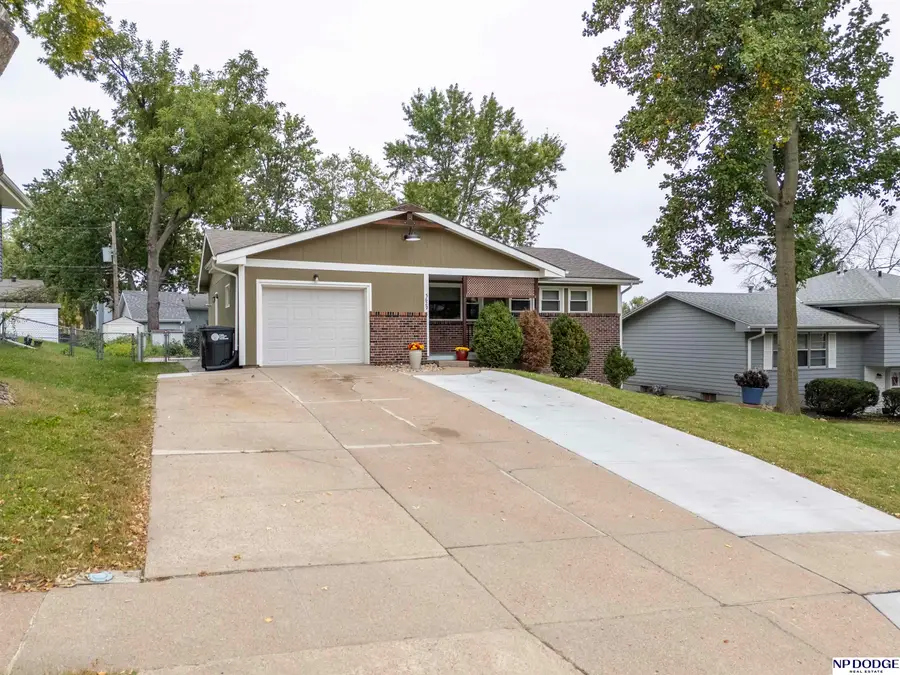 5629 N 93rd Avenue, Omaha, NE 68134 - #2