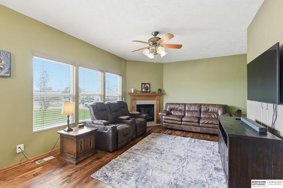 10505 N 152nd Avenue Circle, Bennington, NE 68007 - #1
