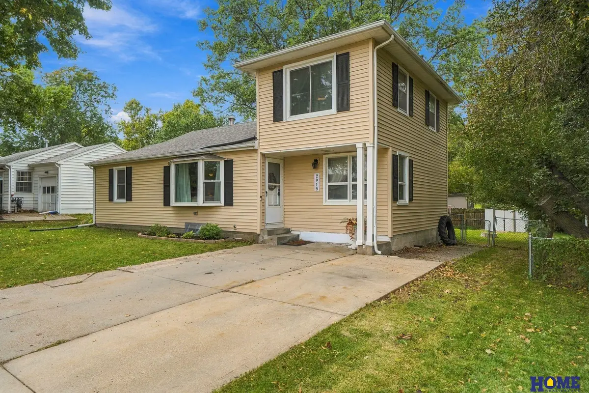 2919 S 37th Street, Lincoln, NE 68506 - #1