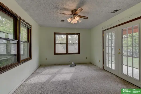 7085 Franklin Street, Omaha, NE 68104