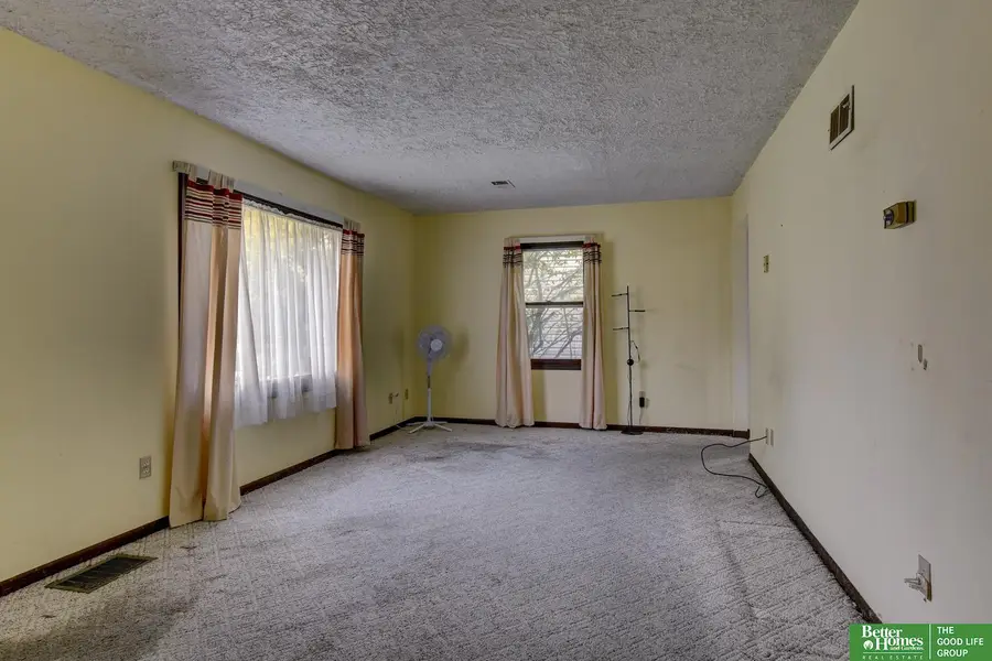7085 Franklin Street, Omaha, NE 68104 - #2