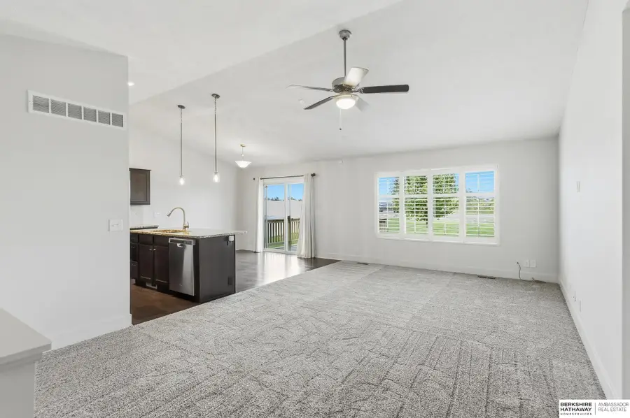 15930 Mormon Street, Bennington, NE 68007 - #3