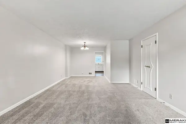 6414 & 6416 Western Avenue, Omaha, NE 68132