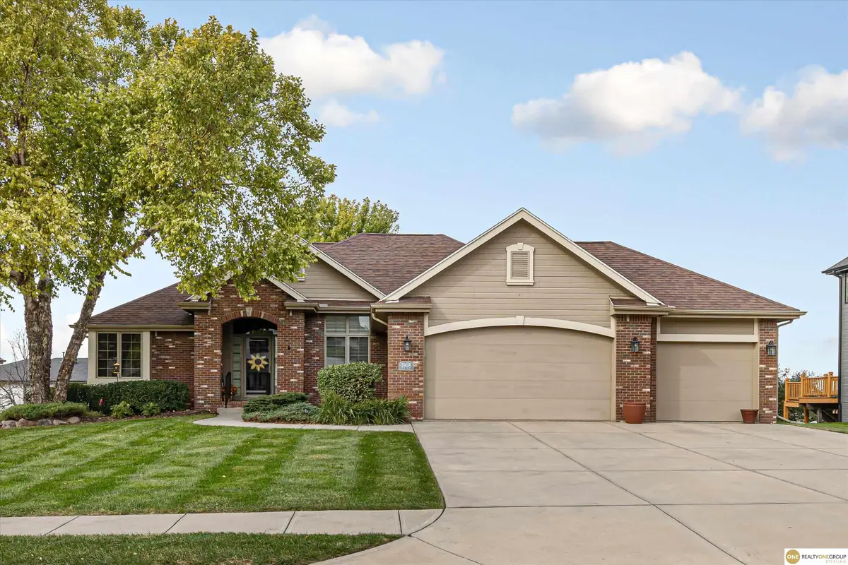 1908 Diane Drive, Papillion, NE 68046 - #1