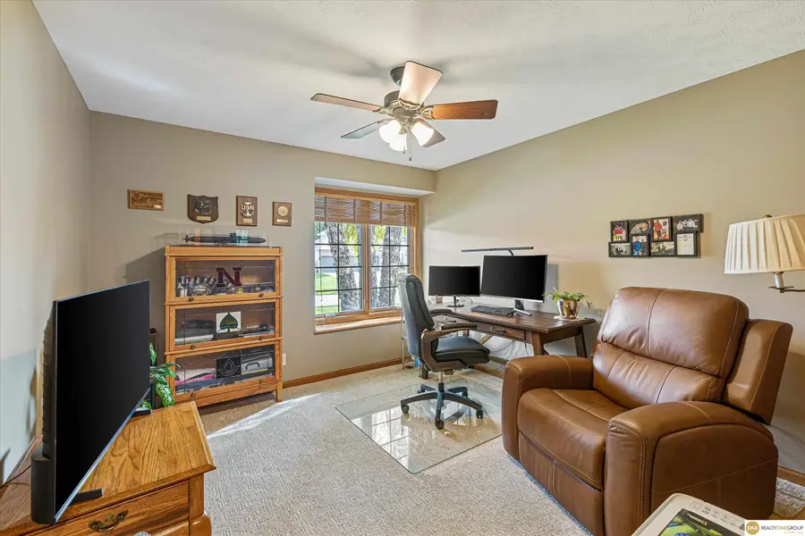 1908 Diane Drive, Papillion, NE 68046 - #3