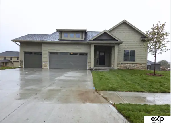 12409 S 89th Avenue, Papillion, NE 68046