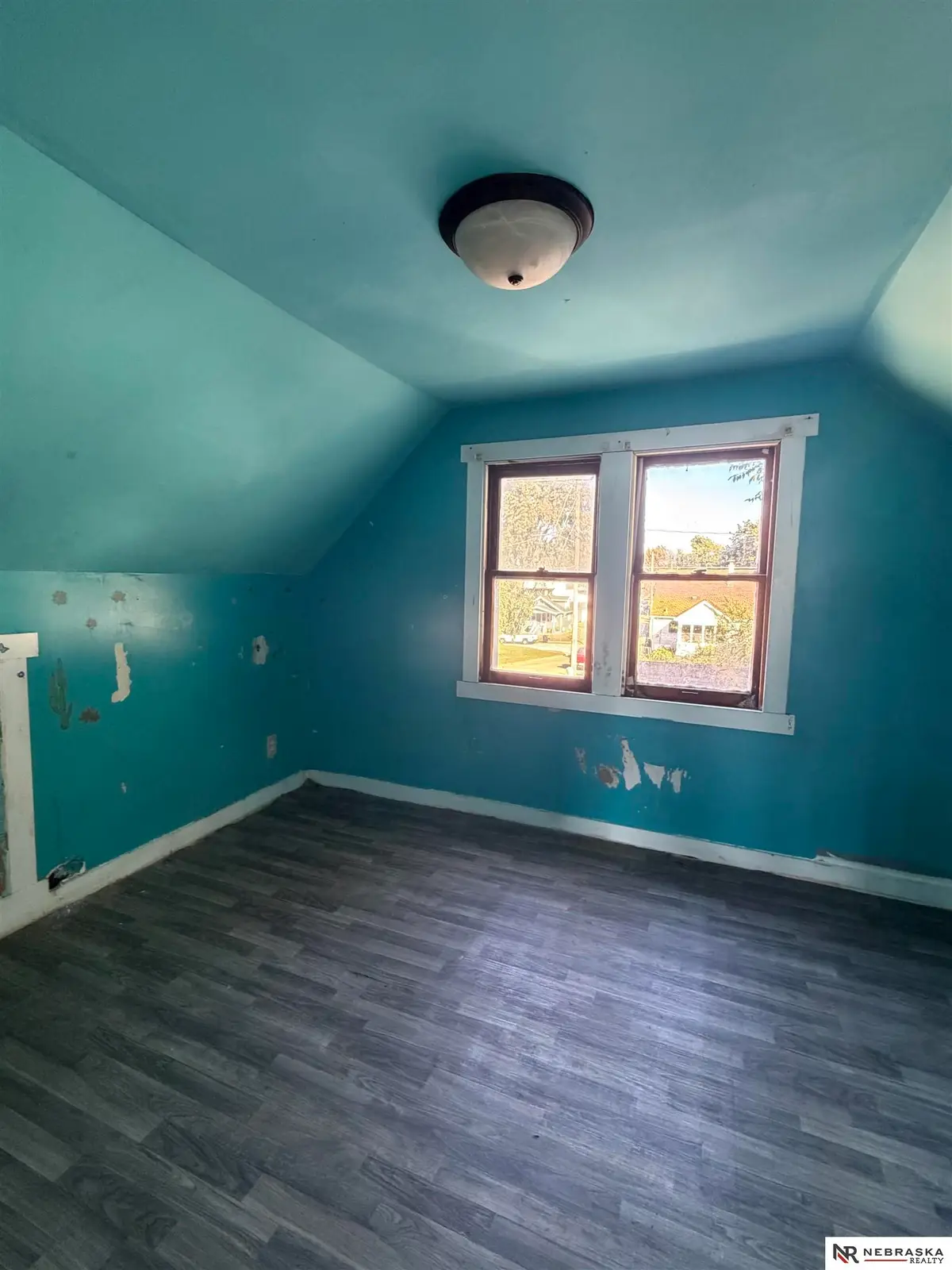 5101 S 40th Street, Omaha, NE 68107 - #1